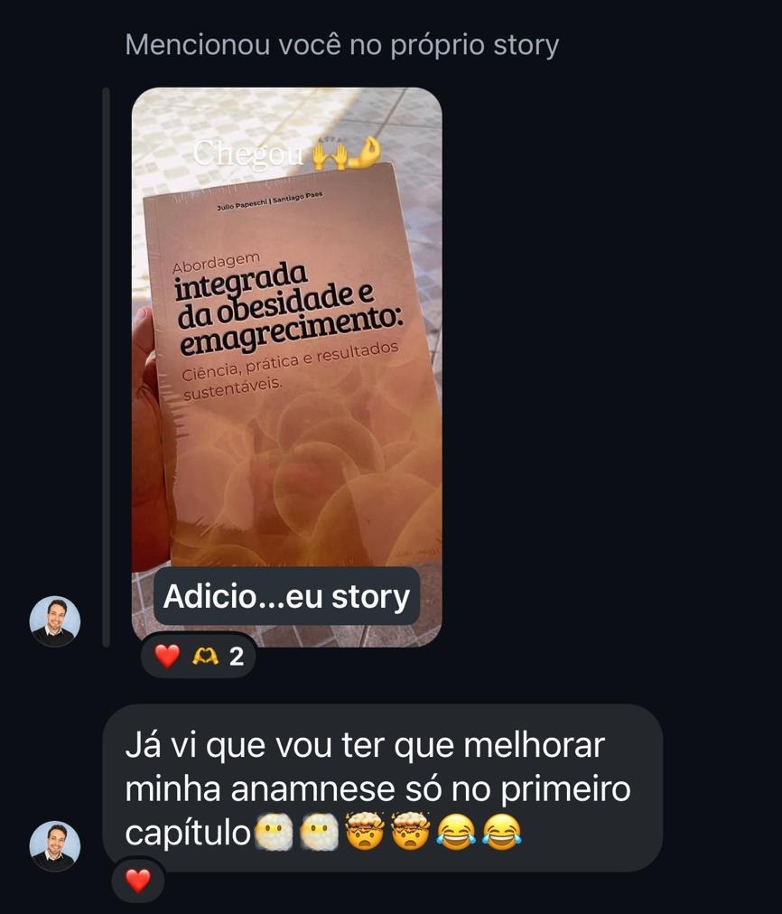 Story de leitor no Instagram com o livro fisico em maos, dizendo que vai ter que melhorar a anamnese ja no primeiro capitulo